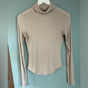 Aritzia Talula Ribbed Mock-neck
